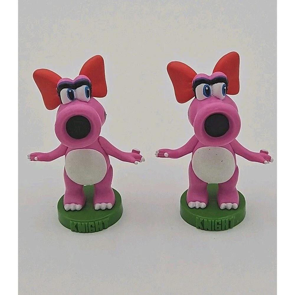 SUPER MARIO CHESS Yoshi Knight Replacement Pieces lot of 2